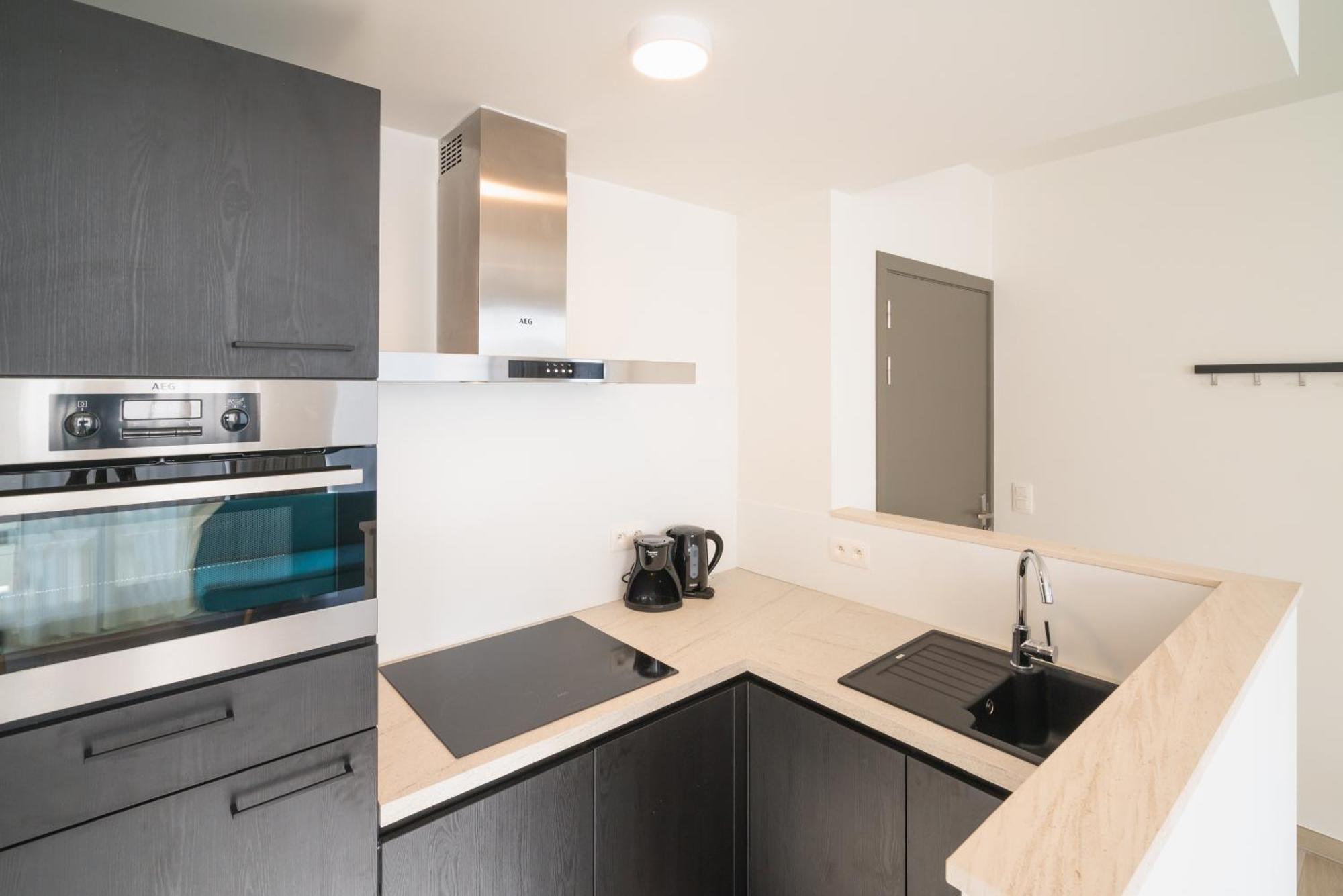 Opera Square Apartments In Antwerp Centre Екстер'єр фото